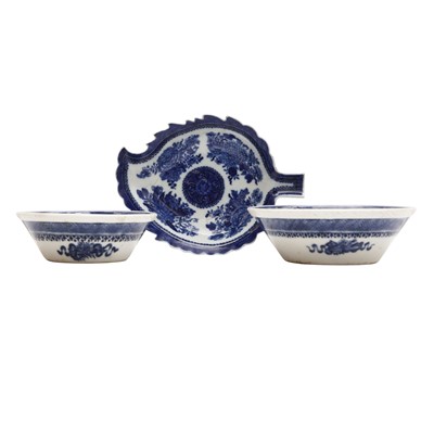Lot 182 - Three Chinese export blue and white dishes, 19th century