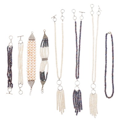 Lot 338 - A group of pearl jewellery