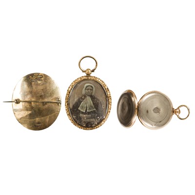Lot 77 - Daguerreian Jewelry, c.1860