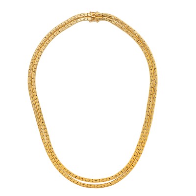 Lot 401 - A fancy link double chain necklace