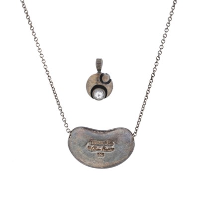 Lot 119 - Tiffany & Co. by Elsa Peretti | A 'Bean' necklace