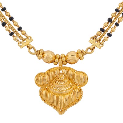 Lot 146 - A mangalsutra necklace