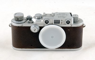 Lot 45 - Leica IIIa Rangefinder Camera Body.
