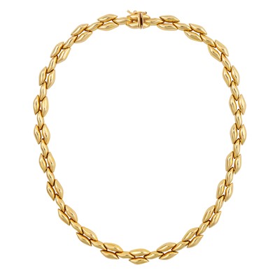 Lot 398 - A fancy link chain necklace