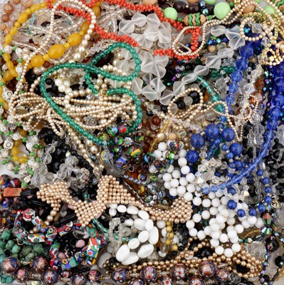 Lot 476 - A collection of beaded costume jewellery