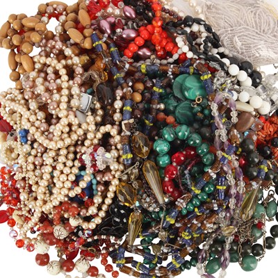 Lot 471 - A collection of beaded costume jewellery