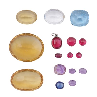 Lot 336 - A collection of loose gemstones and a pendant