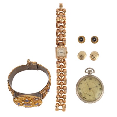 Lot 382 - A collection of jewellery