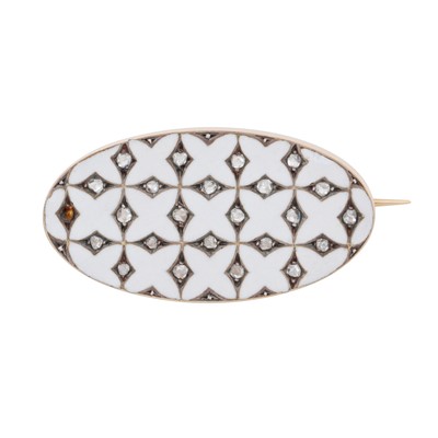 Lot 35 - An enamel and diamond brooch