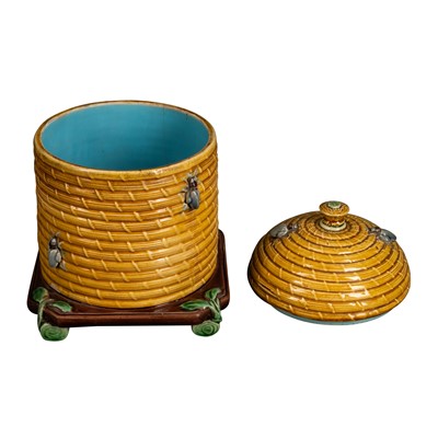 Lot 1 - Mintons (British)