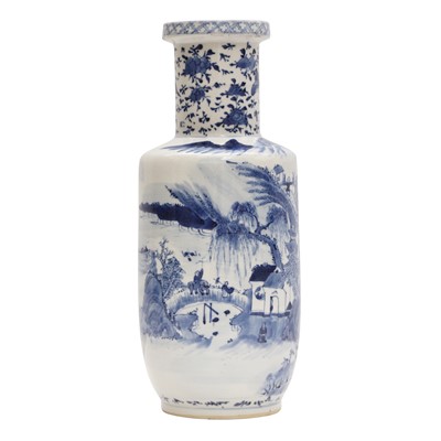 Lot 320 - A Chinese blue and white rouleau vase, Qing dynasty, 19th century