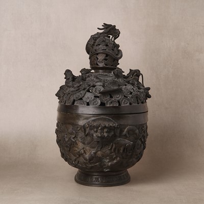 Lot 77 - A large Chinese bronze reticulated 'dragon and phoenix' censer, 17th century