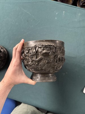 Lot 77 - A large Chinese bronze reticulated 'dragon and phoenix' censer, 17th century