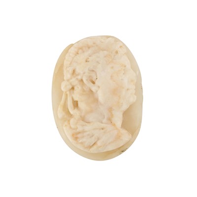Lot 436 - A hardstone cameo