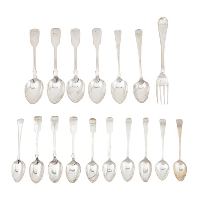 Lot 762 - A mixed group of George III – William IV sterling silver flatware