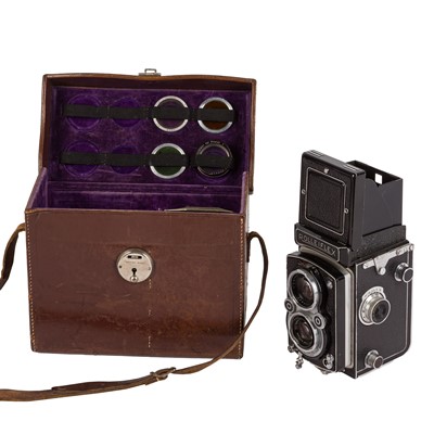 Lot 220 - A Rolleiflex 3.5F Automat TLR Camera