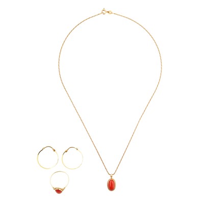 Lot 414 - A collection of jewellery