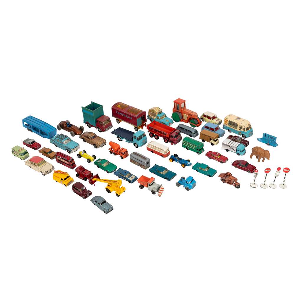 Lot 77 - A large mixed group of diecast