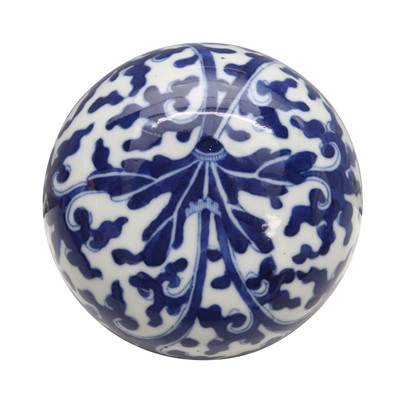 Lot 450 - Two Chinese blue and white 'lotus' lids, 18th / 19th century