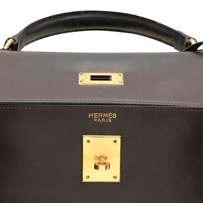 Lot 100 - Hermes Brown Box Kelly Sellier 32