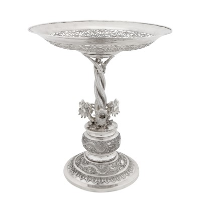 Lot 153 - Canton circa 1910, marked Tai Kut, retailed by Wing Chun of Hong Kong