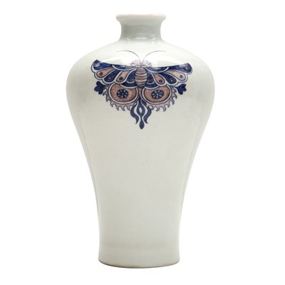 Lot 272 - A Chinese blue and white and copper-red 'butterfly' vase, 19th / 20th century