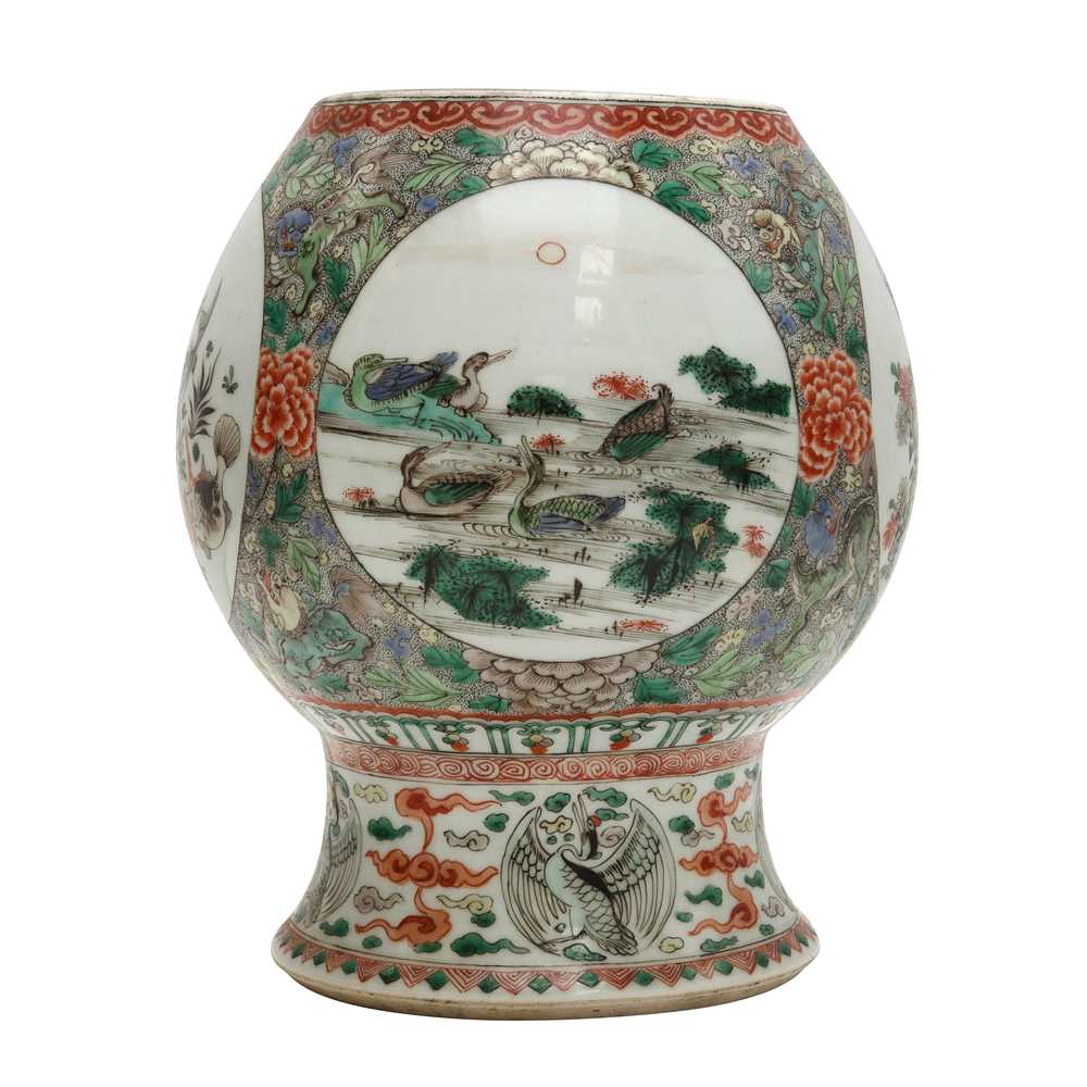Lot 9 - A Chinese famille-verte 'flower and birds' vase, Qing dynasty, Kangxi period