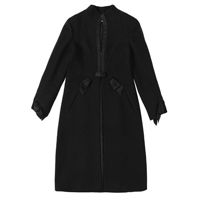 Lot 513 - Valentino Black Wool Boucle Open Front Coat - Size US 8