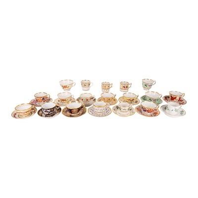 Lot 22 - A group of Worcester Flight Barr & Barr, and Barr Flight Barr cups and saucers