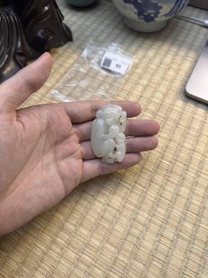 Lot 95 - A Chinese jade 'monkeys' carving, Qing dynasty