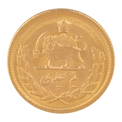 Lot 197 - Shah Mohamed Reza Pahlavi, half Pahlavi gold coin