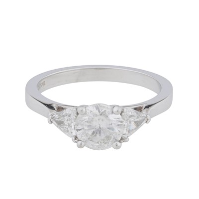 Lot 321 - A diamond three stone ring, circa 2018