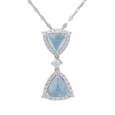 Lot 72 - An aquamarine and diamond pendant necklace
