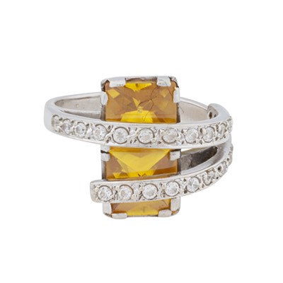 Lot 327 - A yellow paste and diamond imitation ring