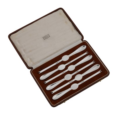 Lot 272 - London 1936 by Harrods (Richard Woodman Burbridge)