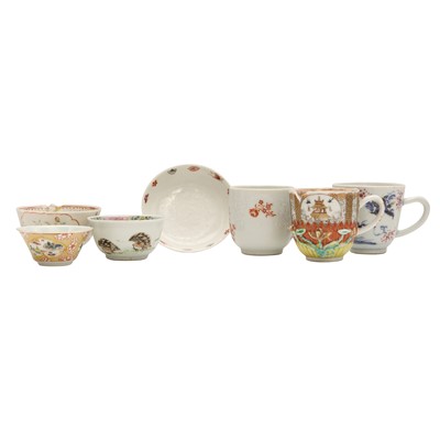 Lot 465 - A group of Chinese export ceramics, Qing dynasty, Yongzheng - Qianlong period