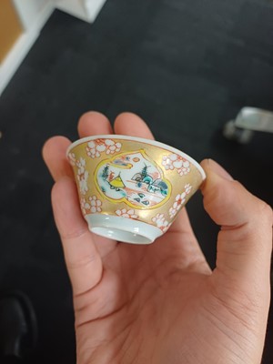 Lot 465 - A group of Chinese export ceramics, Qing dynasty, Yongzheng - Qianlong period