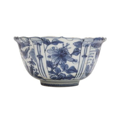 Lot 490 - A group of Chinese ceramics, 17th - 19th century