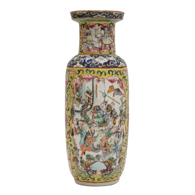 Lot 490 - A group of Chinese ceramics, 17th - 19th century