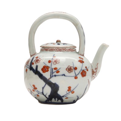 Lot 490 - A group of Chinese ceramics, 17th - 19th century