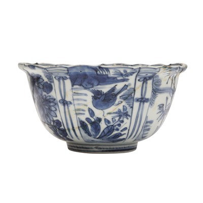 Lot 490 - A group of Chinese ceramics, 17th - 19th century