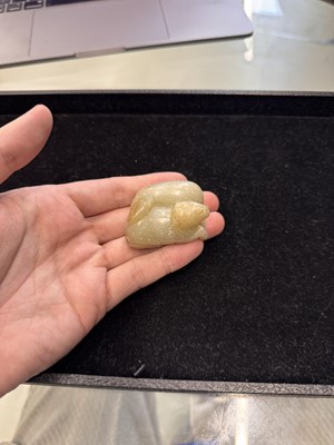 Lot 79 - A Chinese celadon jade 'horses' carving, probably Liao / Jin dynasty