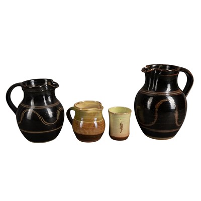 Lot 326 - Winchcombe Pottery (British)