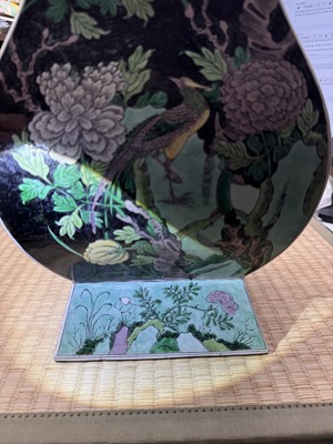 Lot 10 - A Chinese famille-noire 'birds and flowers' vase, Qing dynasty, Kangxi period