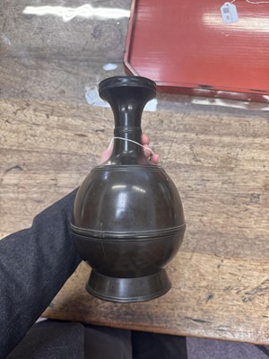 Lot 34 - A fine Japanese bronze ewer, Edo period