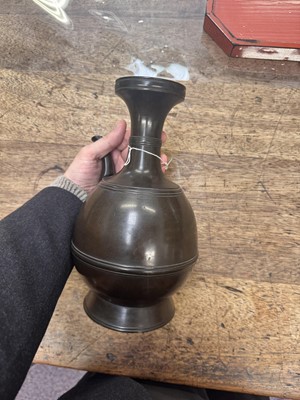 Lot 34 - A fine Japanese bronze ewer, Edo period