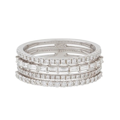 Lot 266 - A diamond four row ring