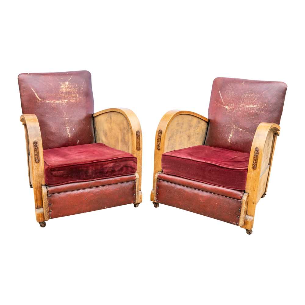Lot 9 - Art Deco, Europe
