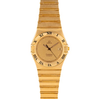 Lot 16 - Omega 'Constellation' Bracelet Watch