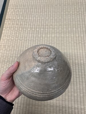 Lot 797 - A Korean celadon sangam slip-inlaid bowl, Goryeo dynasty